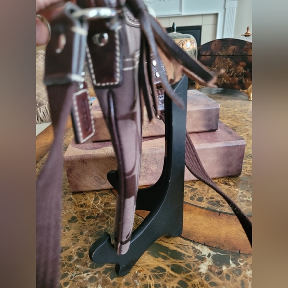 Dooney & Bourke Brown Crossbody Bag with Structured Design - Picture 4 of 8